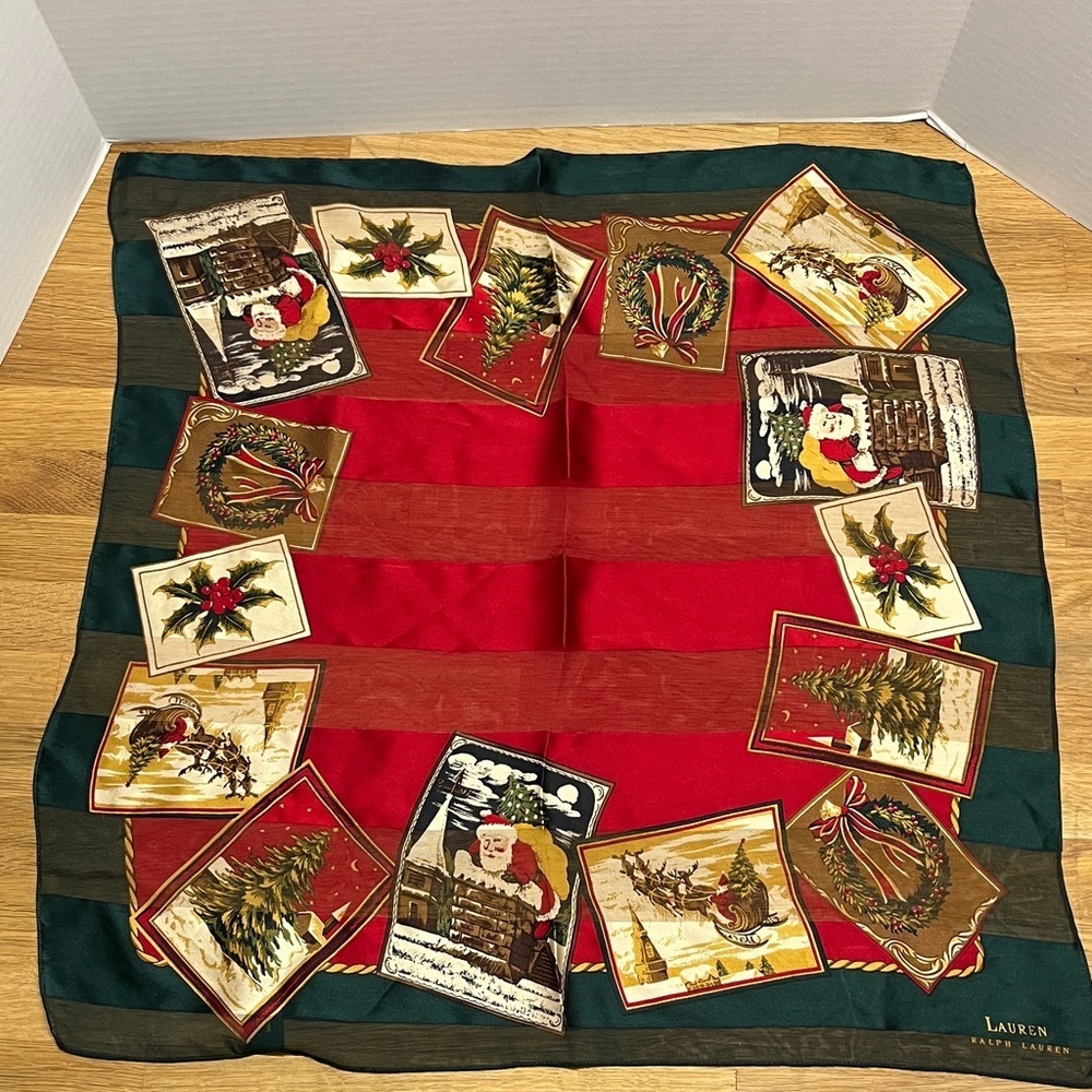 Lauren Ralph Lauren 100% Silkisoie Red & Green Christmas Postcards Square Scarf